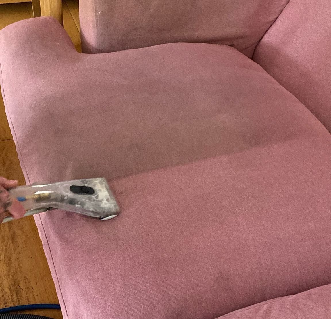 Professional upholstery cleaning Cheltenham